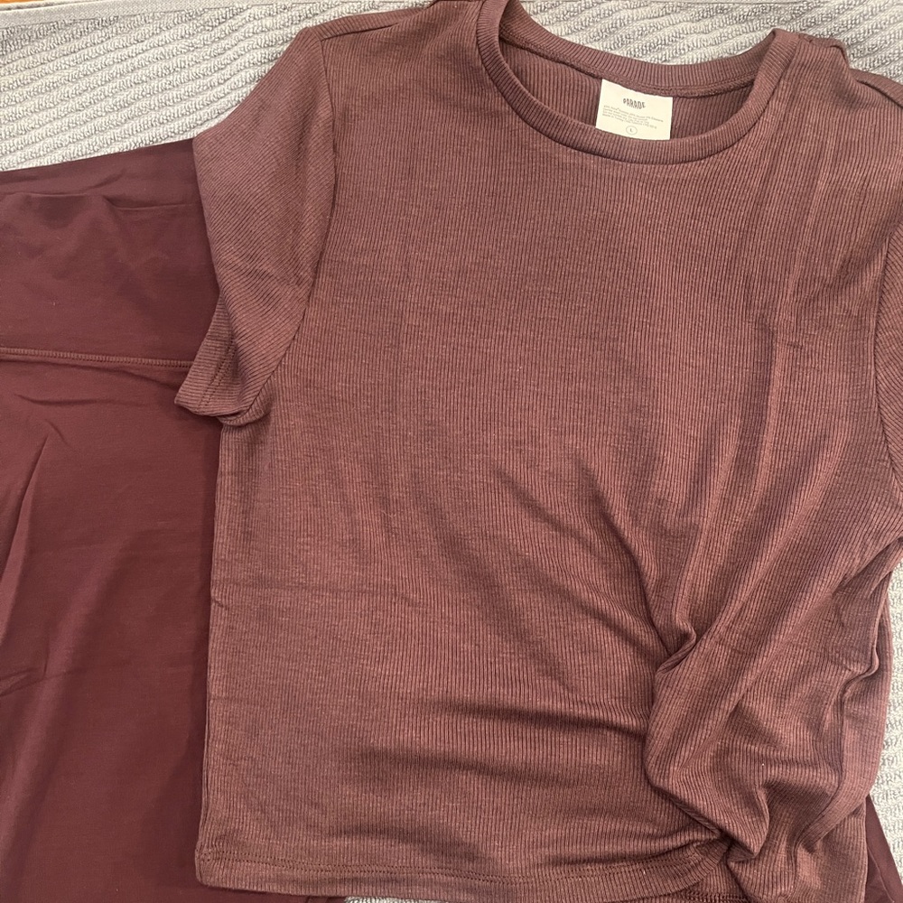 Parade matching set tee leggings NWT